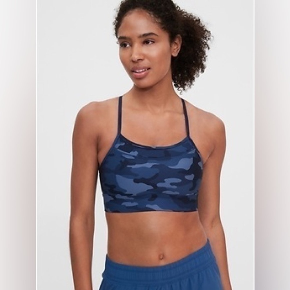 Gapfit low impact sports bra xs blue camo